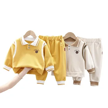 2024 Új férfi és női baba tavaszi és őszi pulóver szettek Baby divatos kimenni Hosszú ujjú kétrészes szett ruha