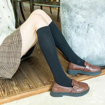 Iskolások Hosszú harisnya Egyszínű kötés Térdig érő zokni Harisnya Japán női zokni Lányok comb magas harisnya