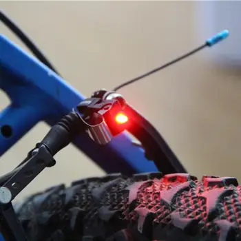  Kerékpár féklámpa Mountain Bike kerékpározás vízálló biztonsági figyelmeztető akkumulátor újratölthető LED féklámpa kerékpár kiegészítők